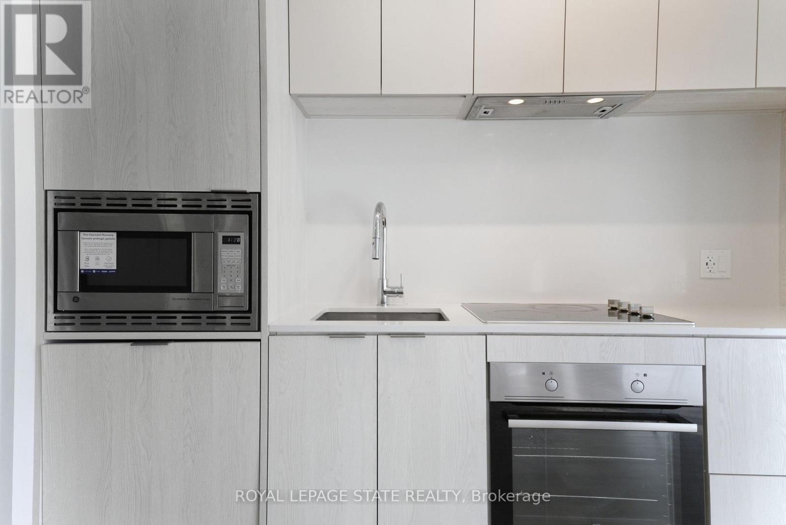 606 - 1 Jarvis Street, Hamilton, Ontario  L8R 3J2 - Photo 35 - X12612716