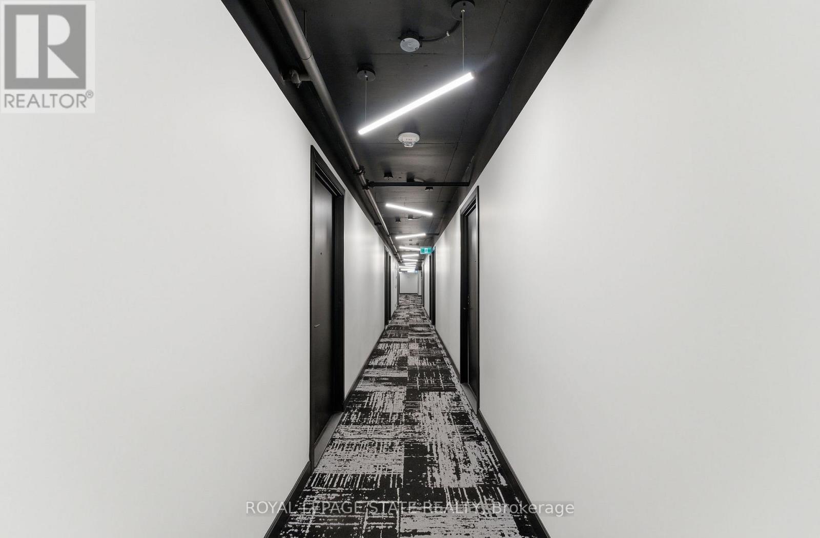 606 - 1 Jarvis Street, Hamilton, Ontario  L8R 3J2 - Photo 6 - X12612716