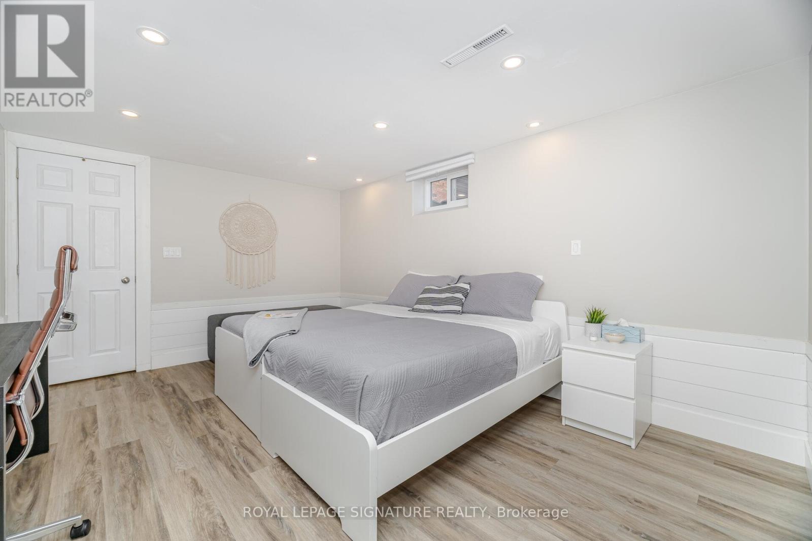 77 Fairview Road, Grimsby, Ontario  L3M 3L6 - Photo 30 - X12612778