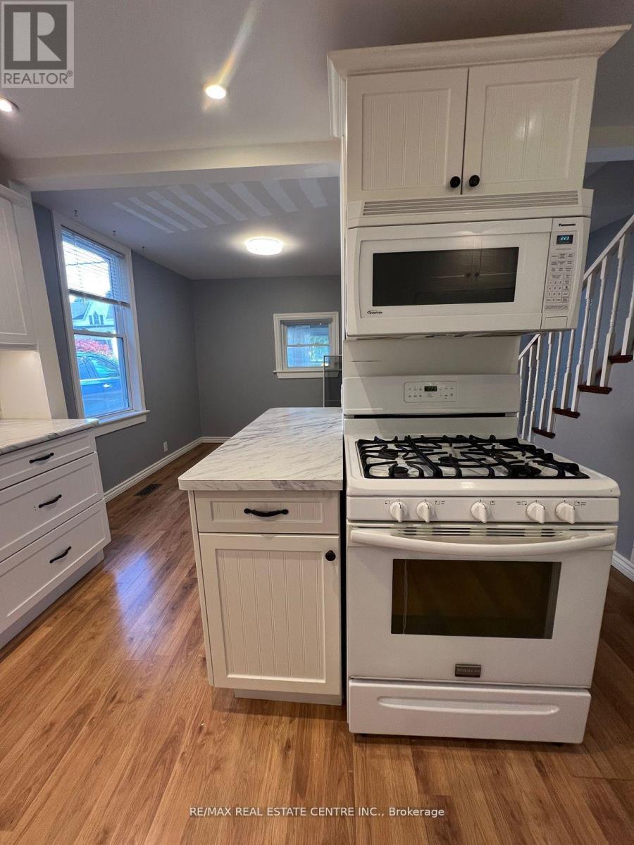 140 Main Street W, Grey Highlands, Ontario  N0C 1H0 - Photo 10 - X12612784