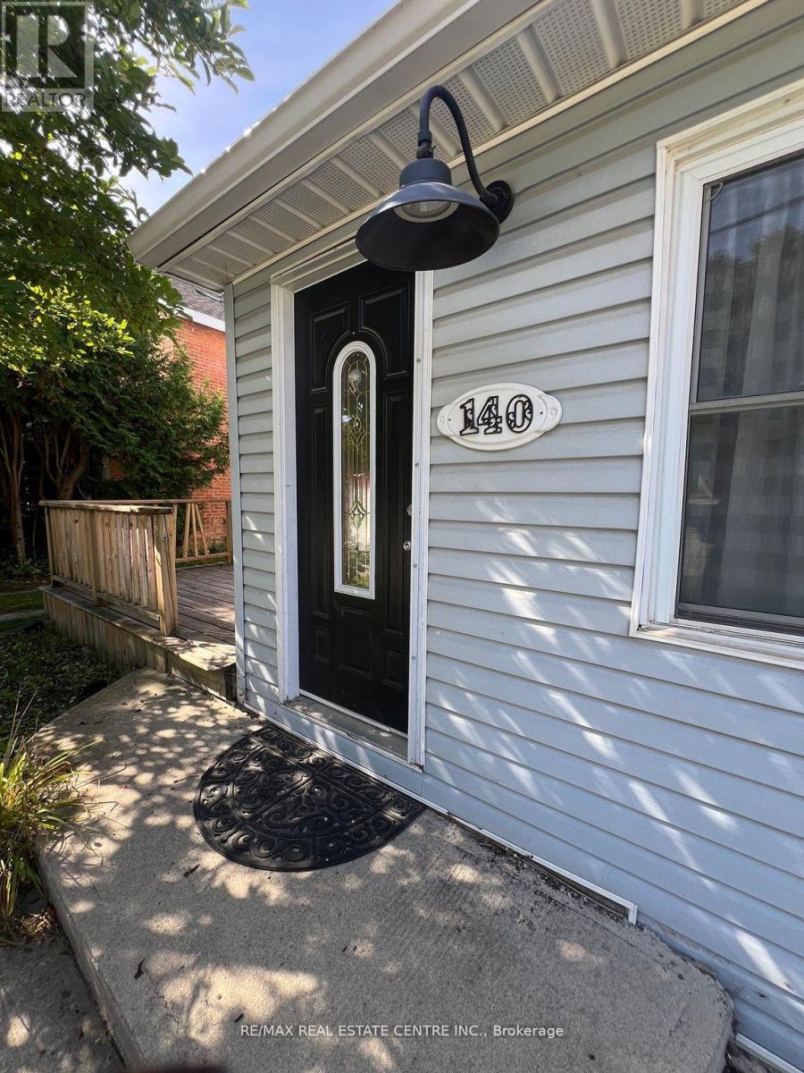 140 Main Street W, Grey Highlands, Ontario  N0C 1H0 - Photo 2 - X12612784