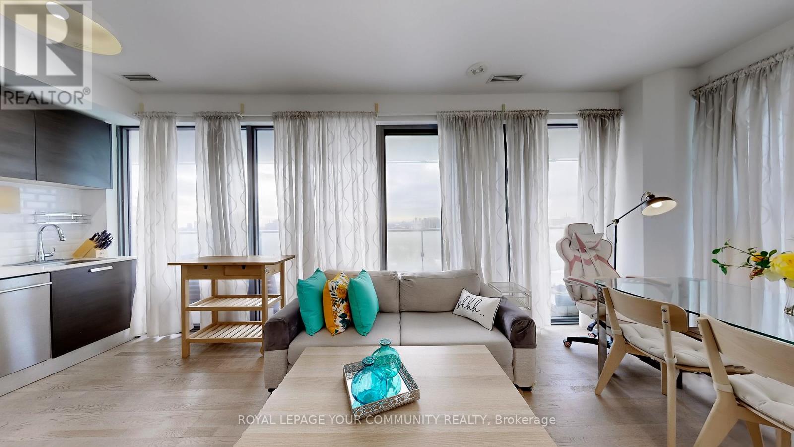 1607 - 57 St. Joseph Street, Toronto, Ontario  M5S 0C5 - Photo 15 - C12522660