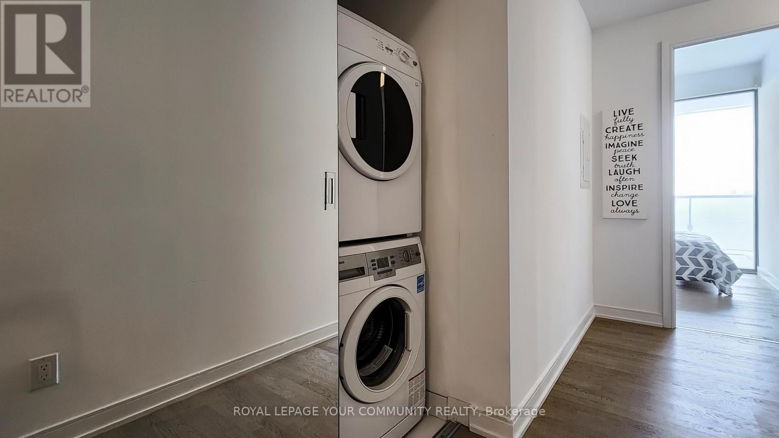 1607 - 57 St. Joseph Street, Toronto, Ontario  M5S 0C5 - Photo 11 - C12522660