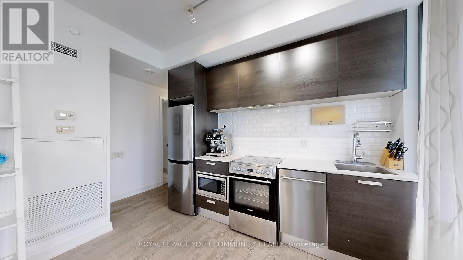 1607 - 57 St. Joseph Street, Toronto, Ontario  M5S 0C5 - Photo 20 - C12522660