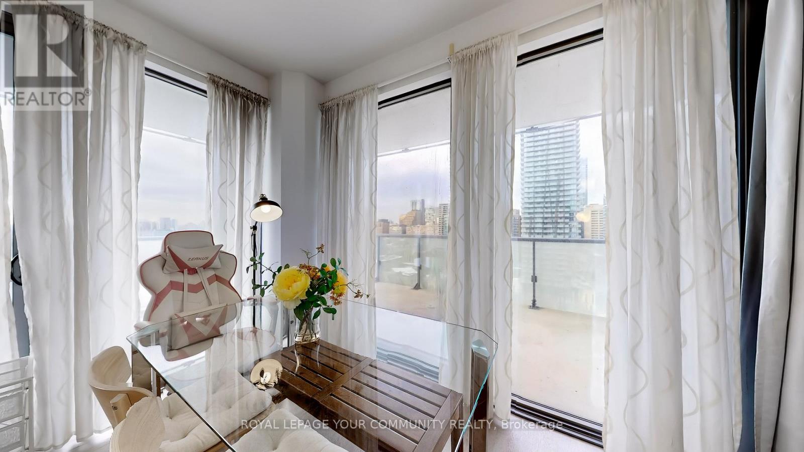 1607 - 57 St. Joseph Street, Toronto, Ontario  M5S 0C5 - Photo 22 - C12522660