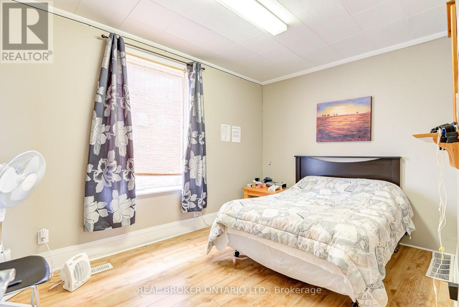 1405 King Street E, Cambridge, Ontario  N3H 3R3 - Photo 10 - X12428377