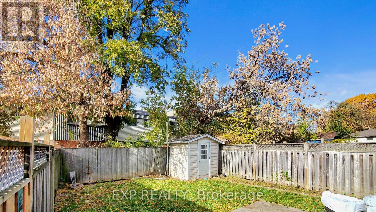 Upper Unit - 60 Seacliff Boulevard, Toronto, Ontario M9L 2G4 - Photo 17 - W12517888