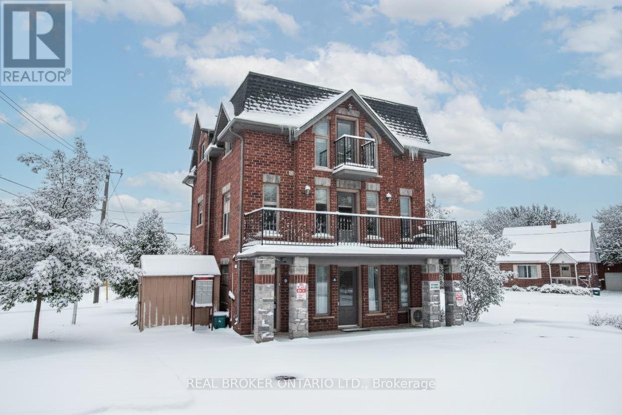 B - 489 EAST AVENUE, Kitchener, Ontario