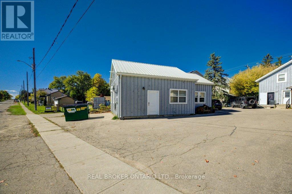 55 Snyder's Road W, Wilmot, Ontario  N3A 2M2 - Photo 12 - X12479979