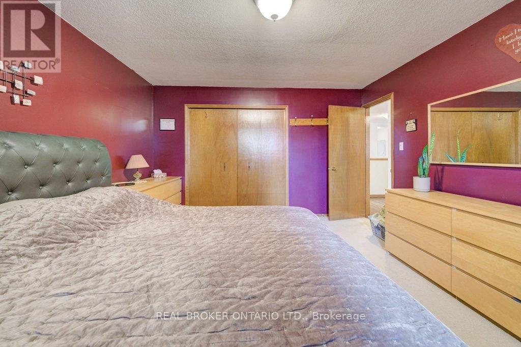 87 Southwood Drive, Cambridge, Ontario  N1S 3S3 - Photo 17 - X12597474