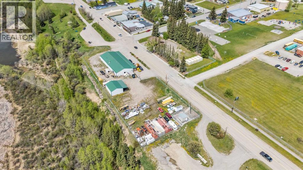 211 Railway Avenue E, Cremona, Alberta  T0M 0B9 - Photo 2 - A2226531