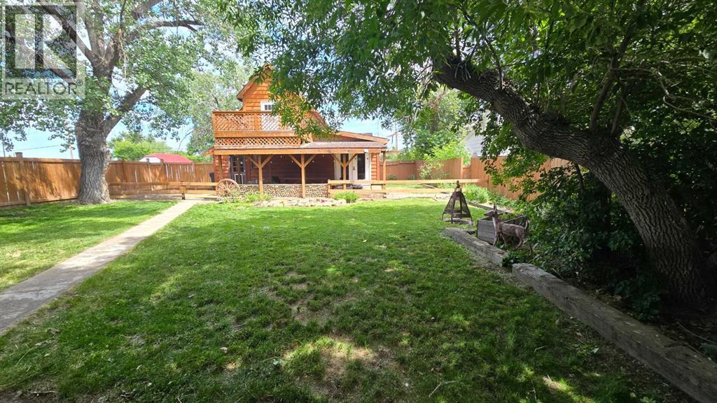 108 3 Street, Warner, Alberta T0K 2L0 - Photo 43 - A2233841