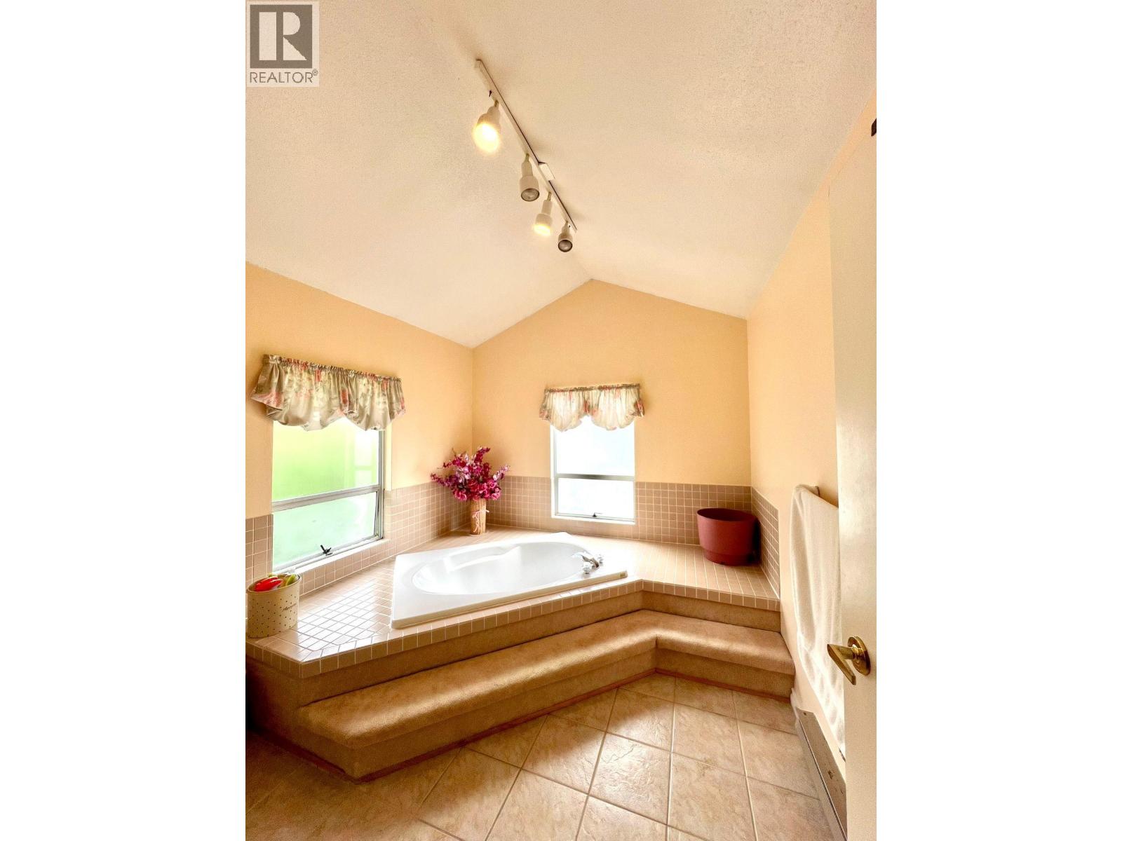 1207 Durant Drive, Coquitlam, British Columbia  V3B 6R3 - Photo 17 - R3053953