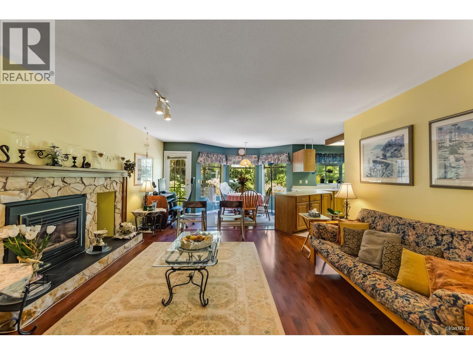 1207 Durant Drive, Coquitlam, British Columbia  V3B 6R3 - Photo 10 - R3053953