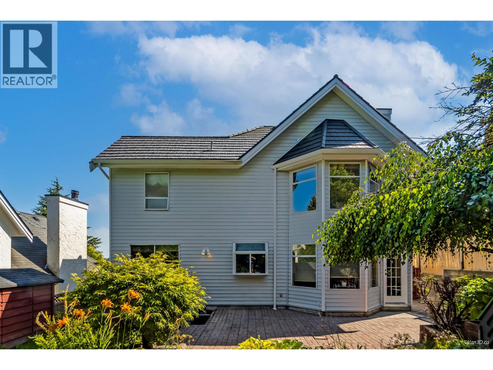 1207 Durant Drive, Coquitlam, British Columbia  V3B 6R3 - Photo 32 - R3053953