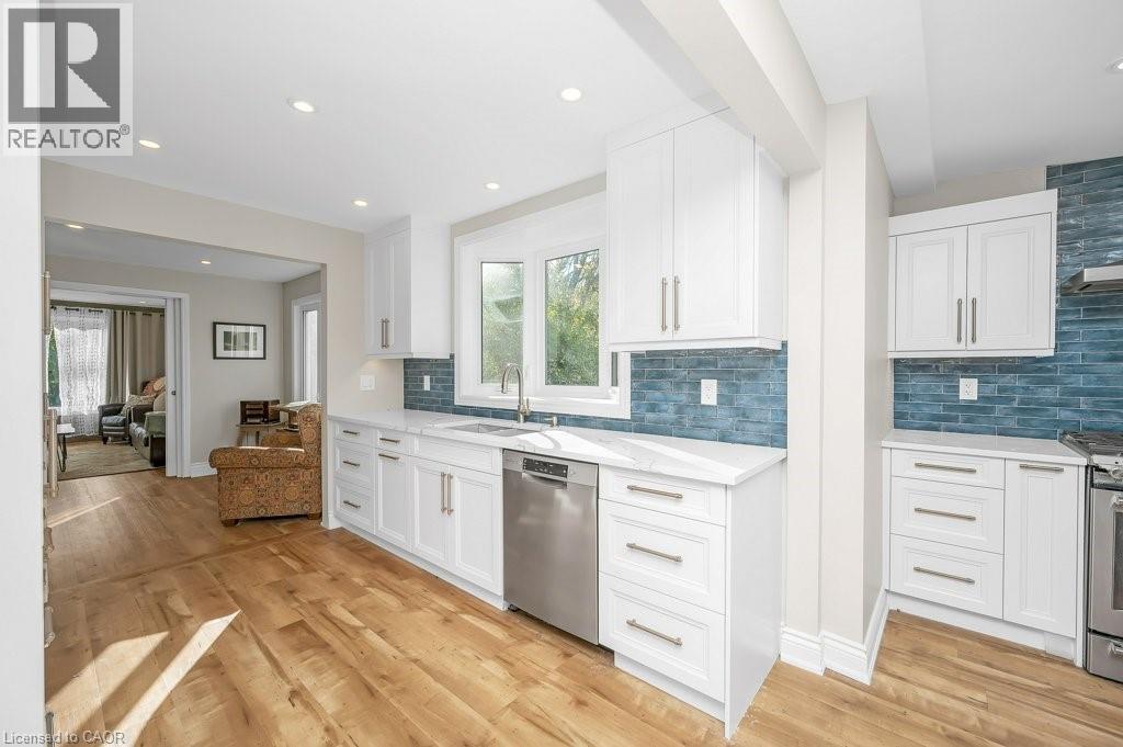 120 Woolverton Road, Grimsby, Ontario  L3M 4E7 - Photo 10 - 40786047