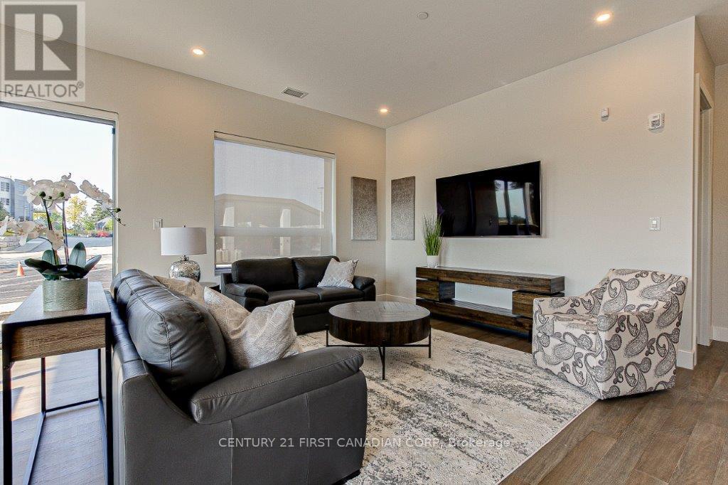 202 - 1696 Fiddlehead Place, London North, Ontario  N6G 5M6 - Photo 12 - X12612900