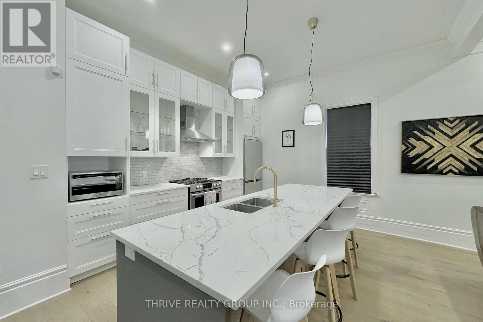 16 Horn Street, London South, Ontario  N6C 3K3 - Photo 1 - X12612912