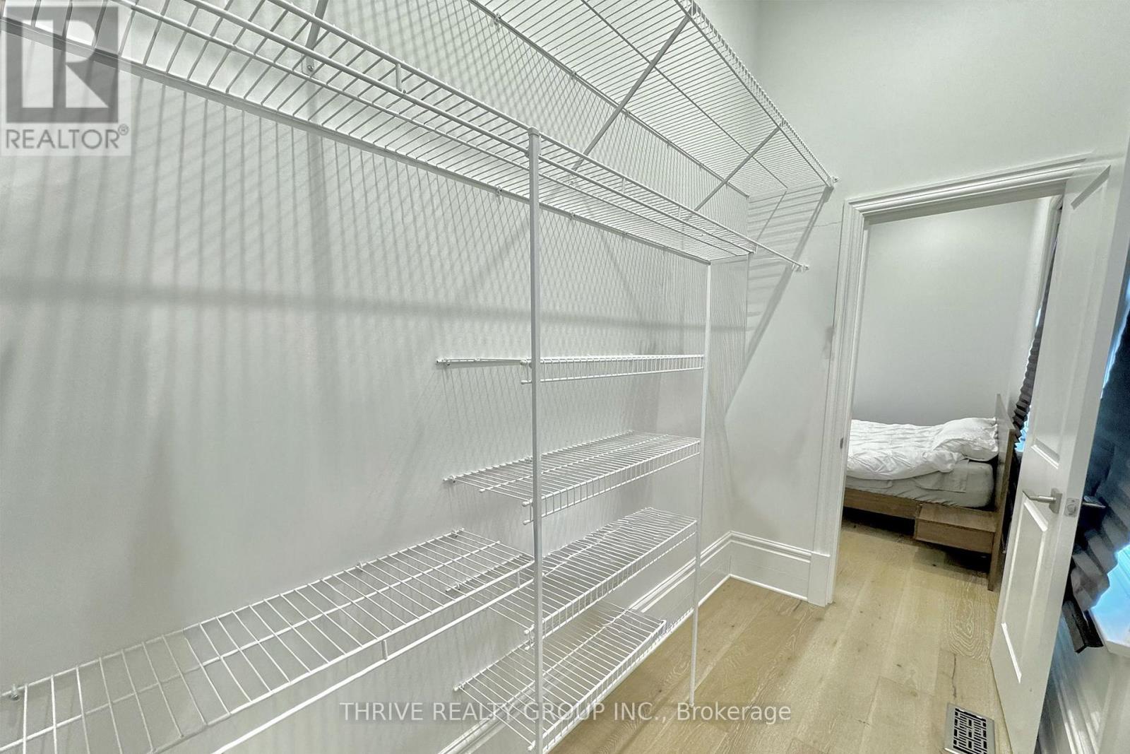 16 Horn Street, London South, Ontario  N6C 3K3 - Photo 15 - X12612912