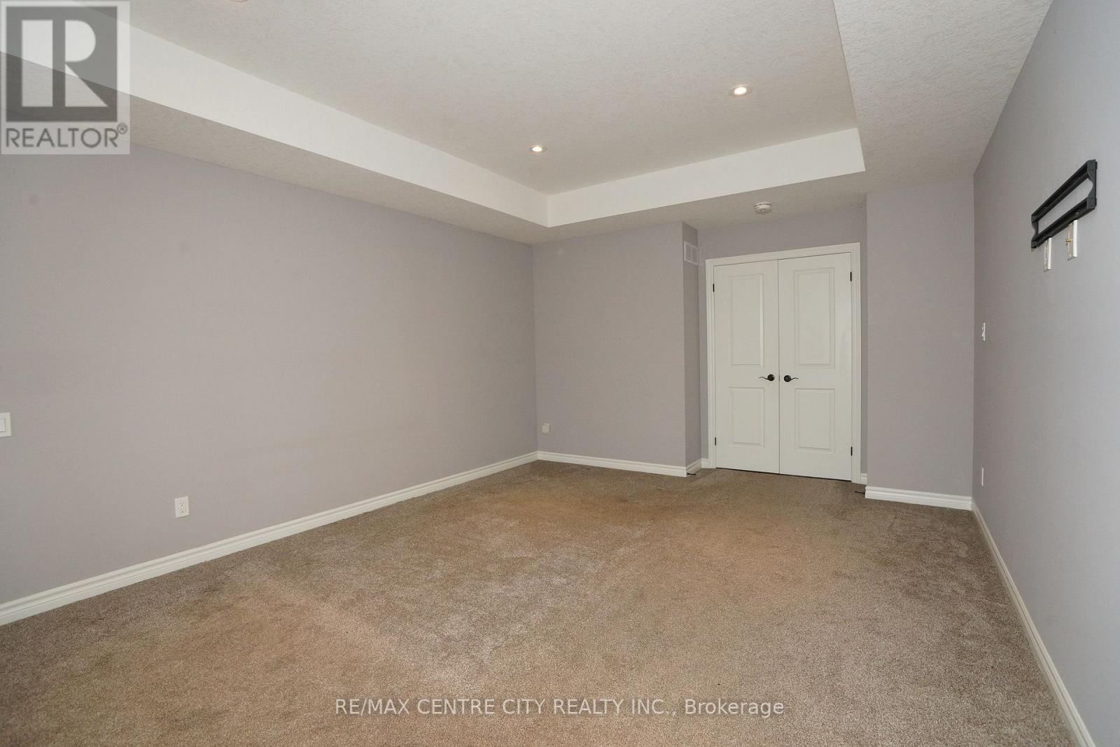 471 Sophia Crescent, London North, Ontario  N6G 0T5 - Photo 18 - X12612942