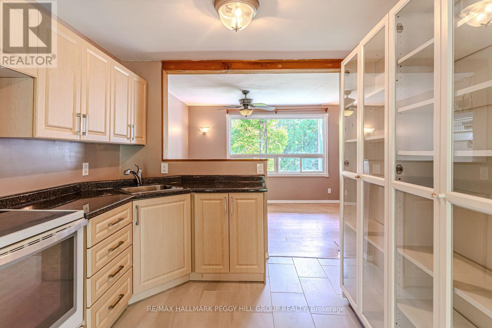 2125 Willard Avenue, Innisfil, Ontario L9S 2C2 - Photo 4 - N12406201