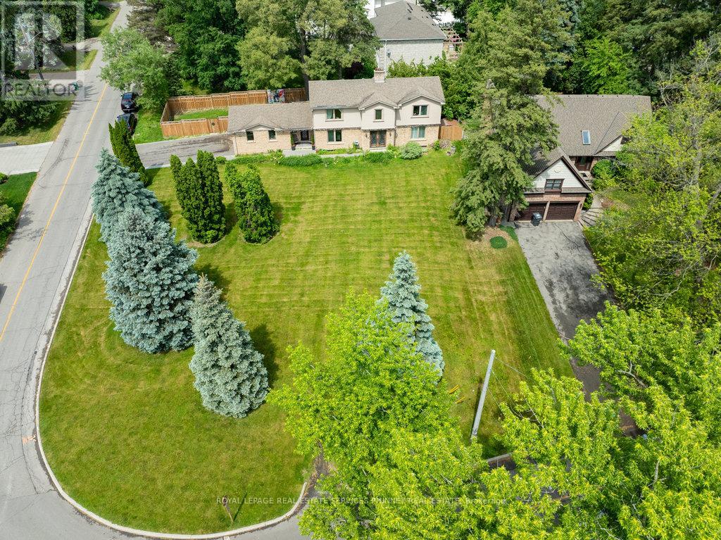 1585 Stavebank Road, Mississauga, Ontario  L5G 2V6 - Photo 13 - W12610788