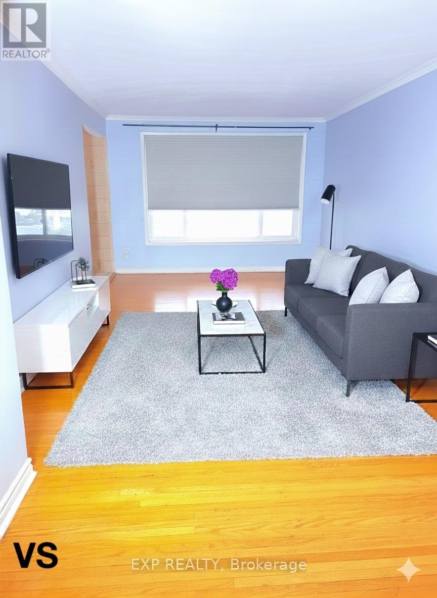 Upper Unit - 60 Seacliff Boulevard, Toronto, Ontario M9L 2G4 - Photo 26 - W12517888