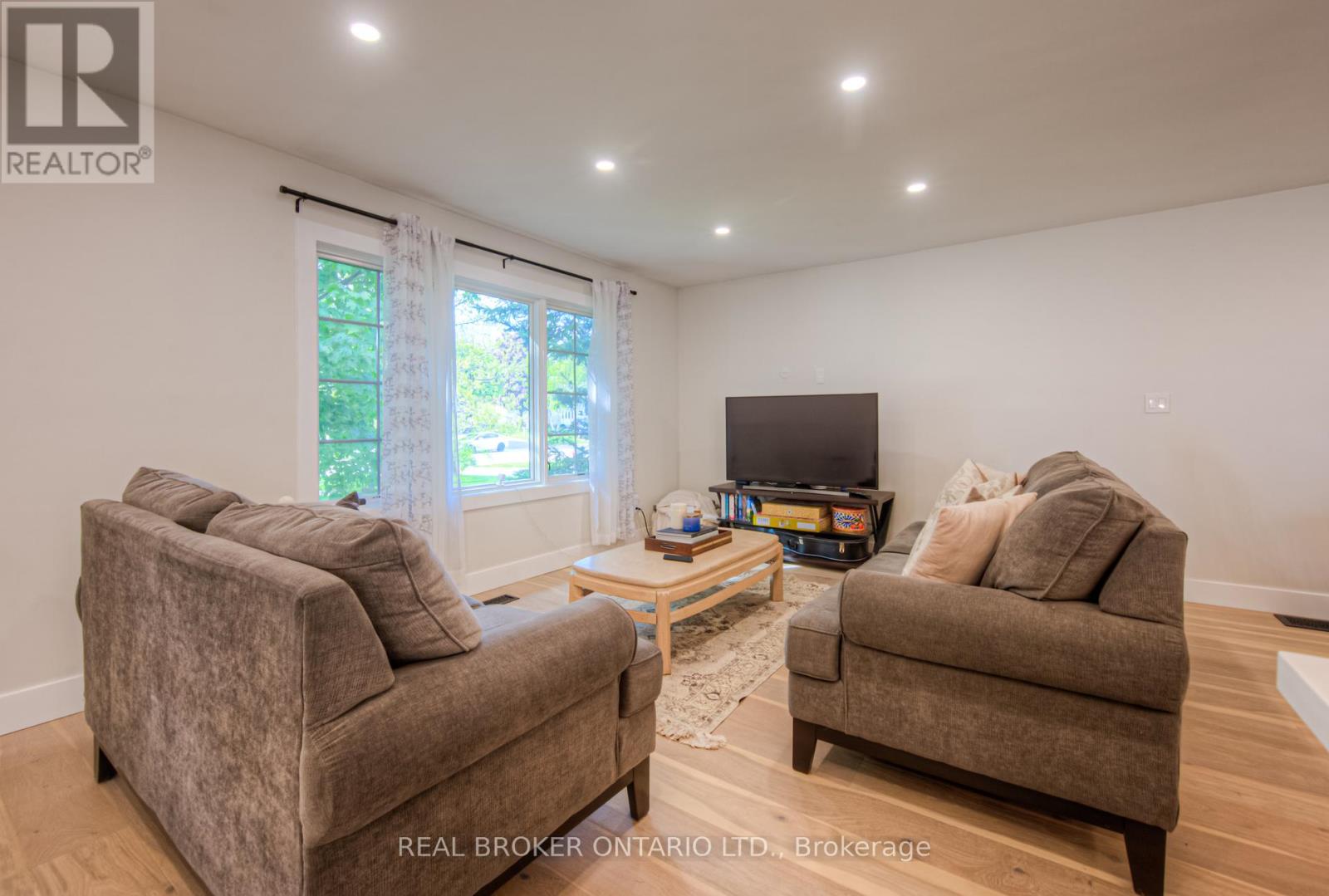 23 Carberry Road, Erin, Ontario  N0B 1T0 - Photo 5 - X12403621