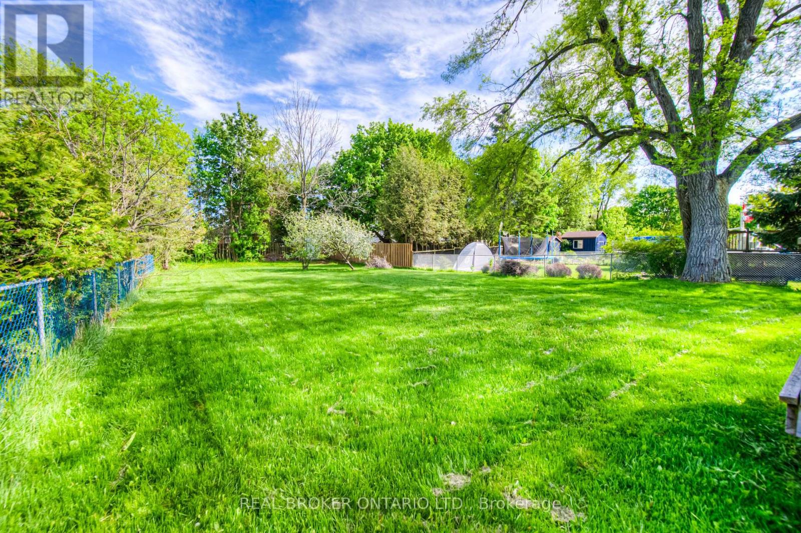 23 Carberry Road, Erin, Ontario  N0B 1T0 - Photo 33 - X12403621