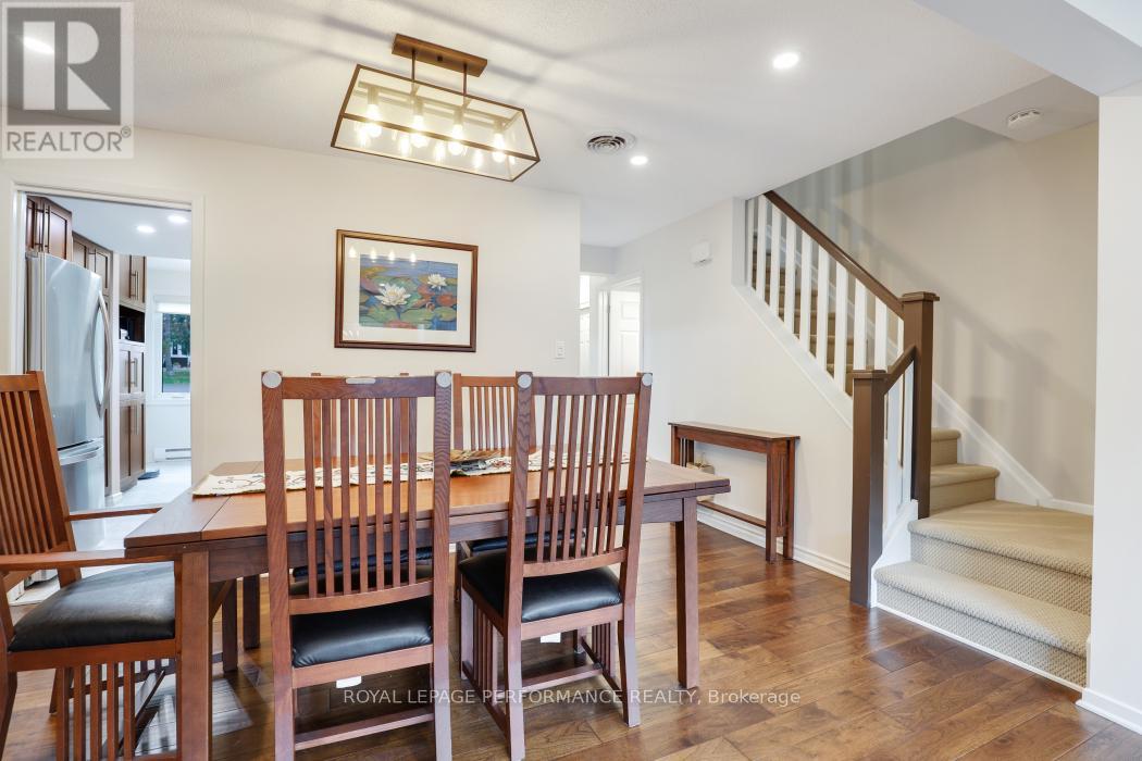 695 Richmond Road, Ottawa, Ontario  K2A 0G6 - Photo 18 - X12485701