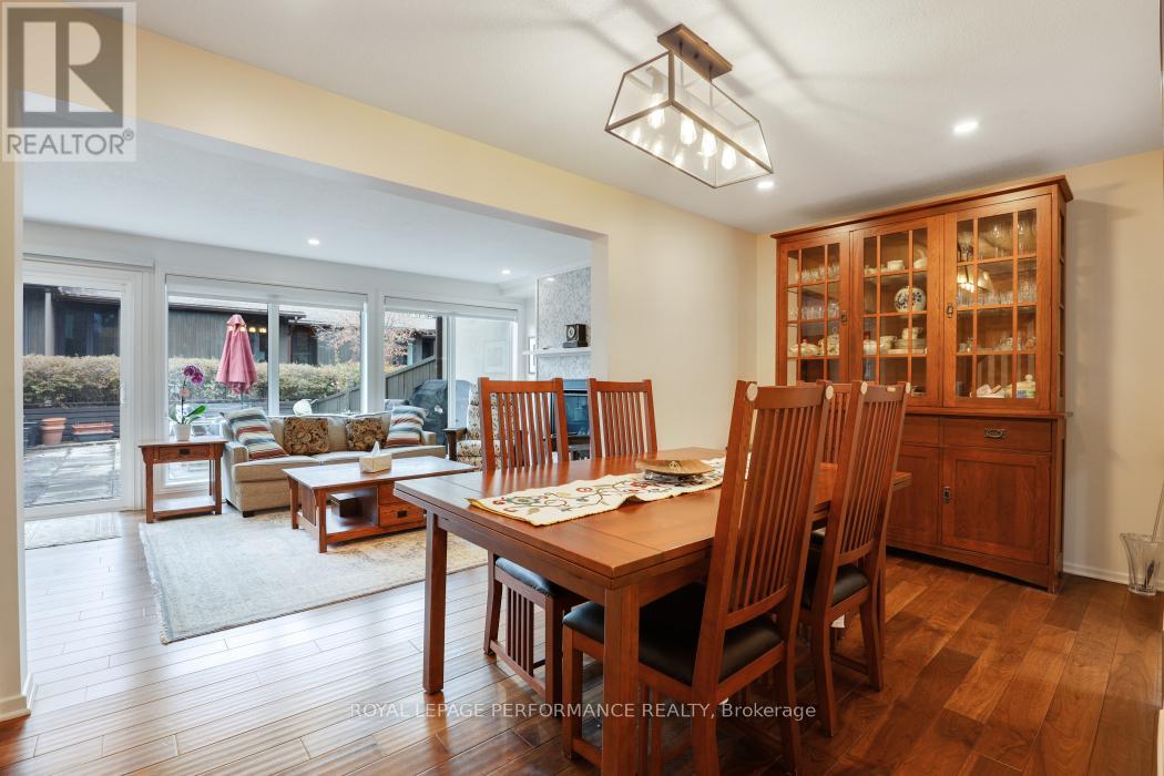 695 Richmond Road, Ottawa, Ontario  K2A 0G6 - Photo 16 - X12485701