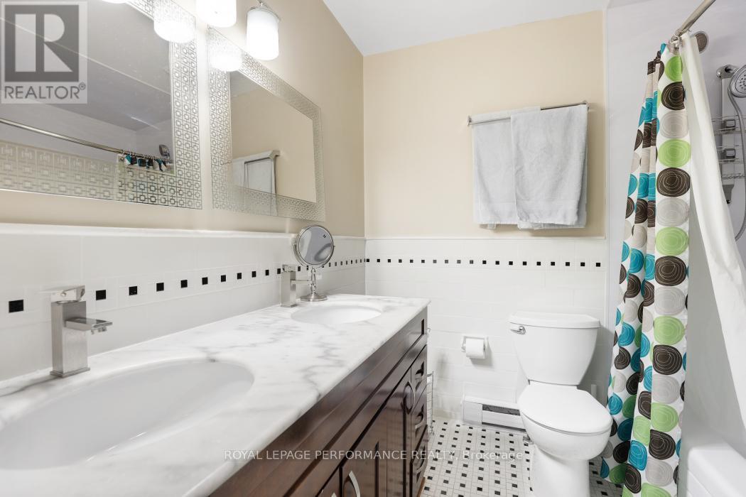 695 Richmond Road, Ottawa, Ontario  K2A 0G6 - Photo 33 - X12485701