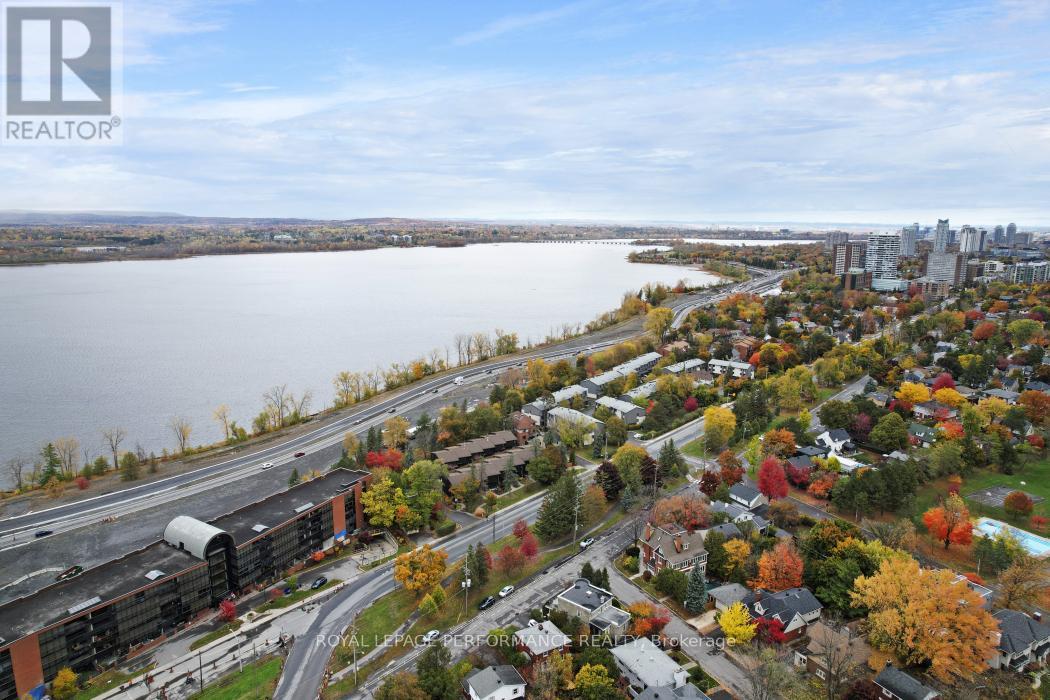 695 Richmond Road, Ottawa, Ontario  K2A 0G6 - Photo 44 - X12485701