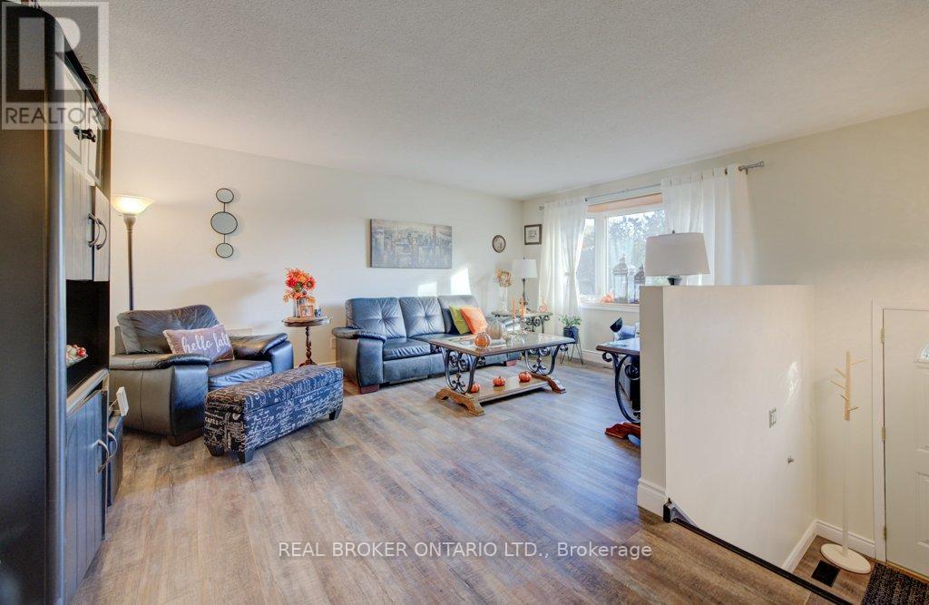 34 Willow Green Court, Kitchener, Ontario  N2N 1W6 - Photo 11 - X12597804