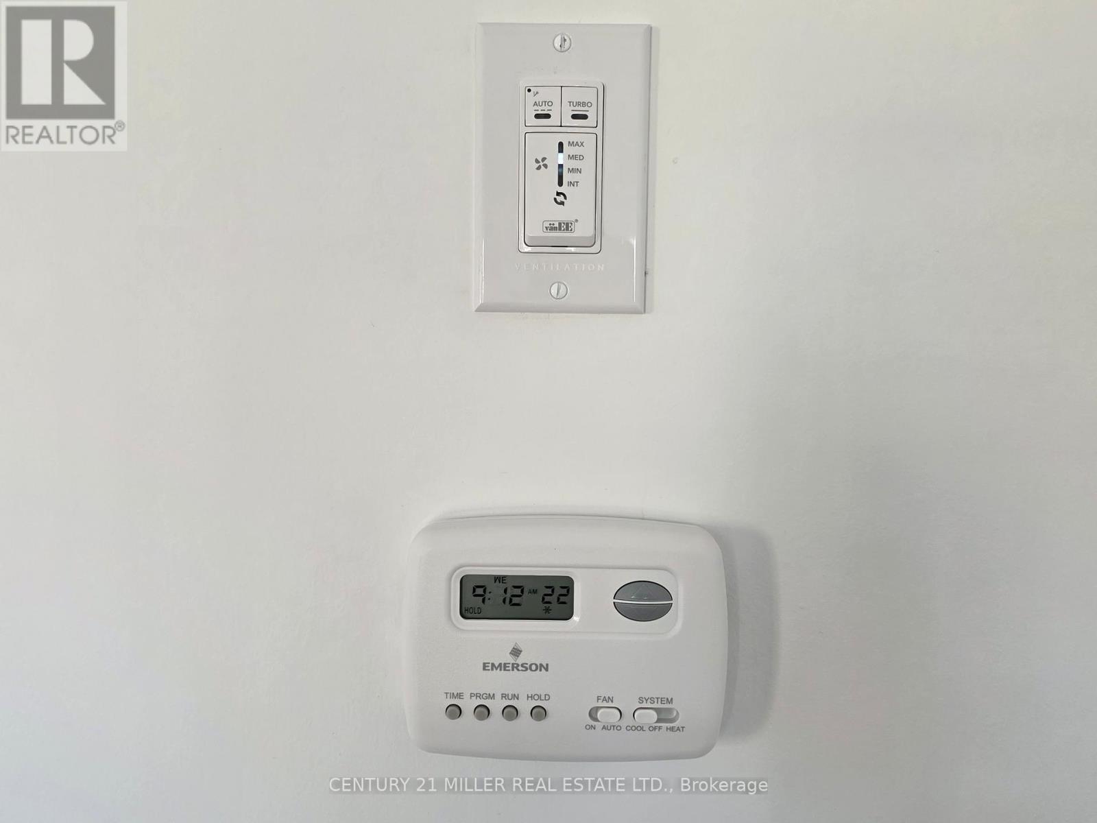 31 - 70 Kenesky Drive, Hamilton, Ontario  L8B 1Y4 - Photo 46 - X12482802