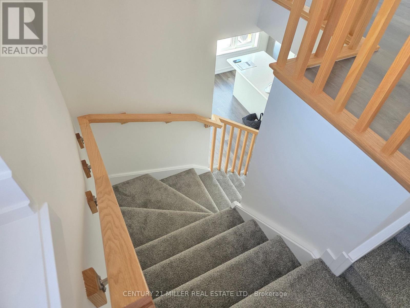 31 - 70 Kenesky Drive, Hamilton, Ontario  L8B 1Y4 - Photo 10 - X12482802