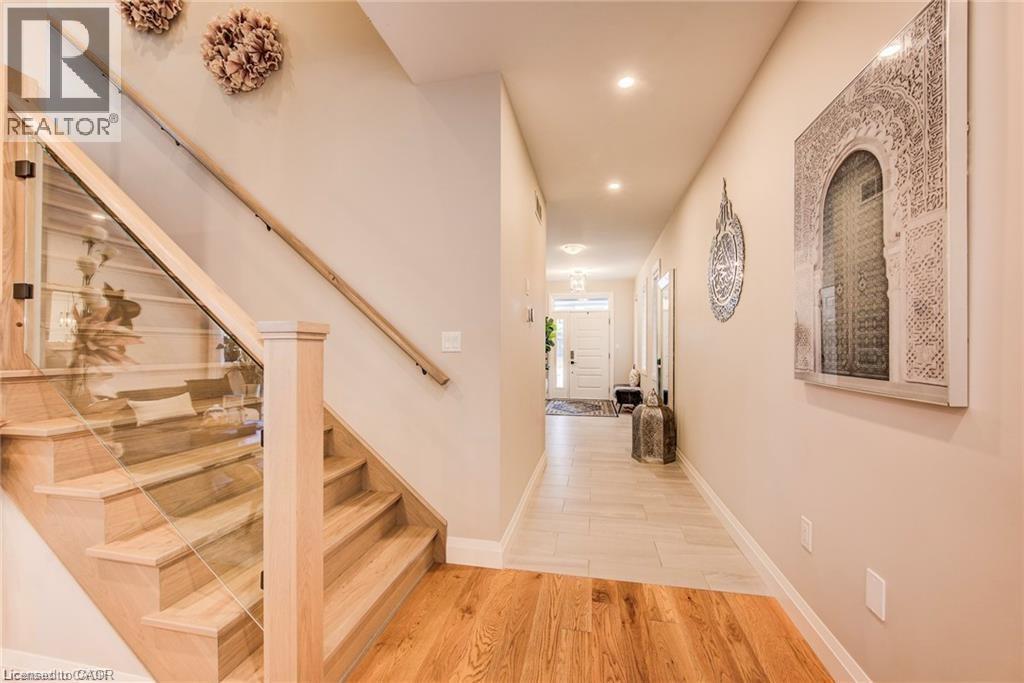 928 Chapel Hill Court, Kitchener, Ontario  N2R 0P4 - Photo 14 - 40793065