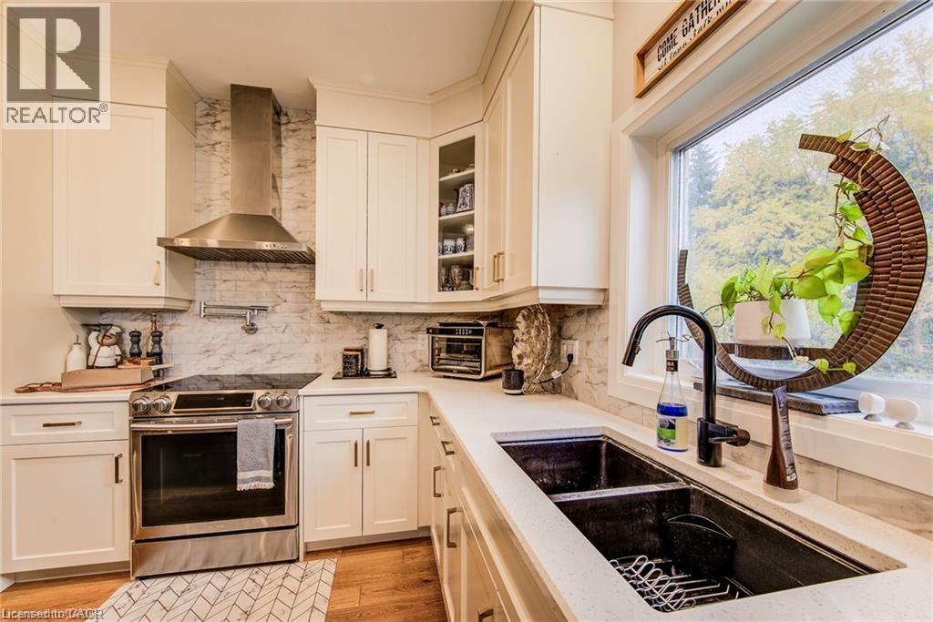 928 Chapel Hill Court, Kitchener, Ontario  N2R 0P4 - Photo 21 - 40793065