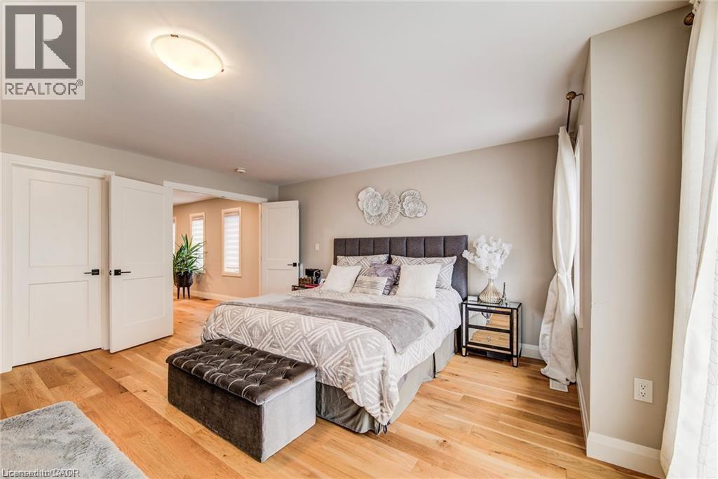 928 Chapel Hill Court, Kitchener, Ontario  N2R 0P4 - Photo 43 - 40793065