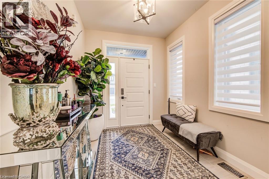 928 Chapel Hill Court, Kitchener, Ontario  N2R 0P4 - Photo 8 - 40793065