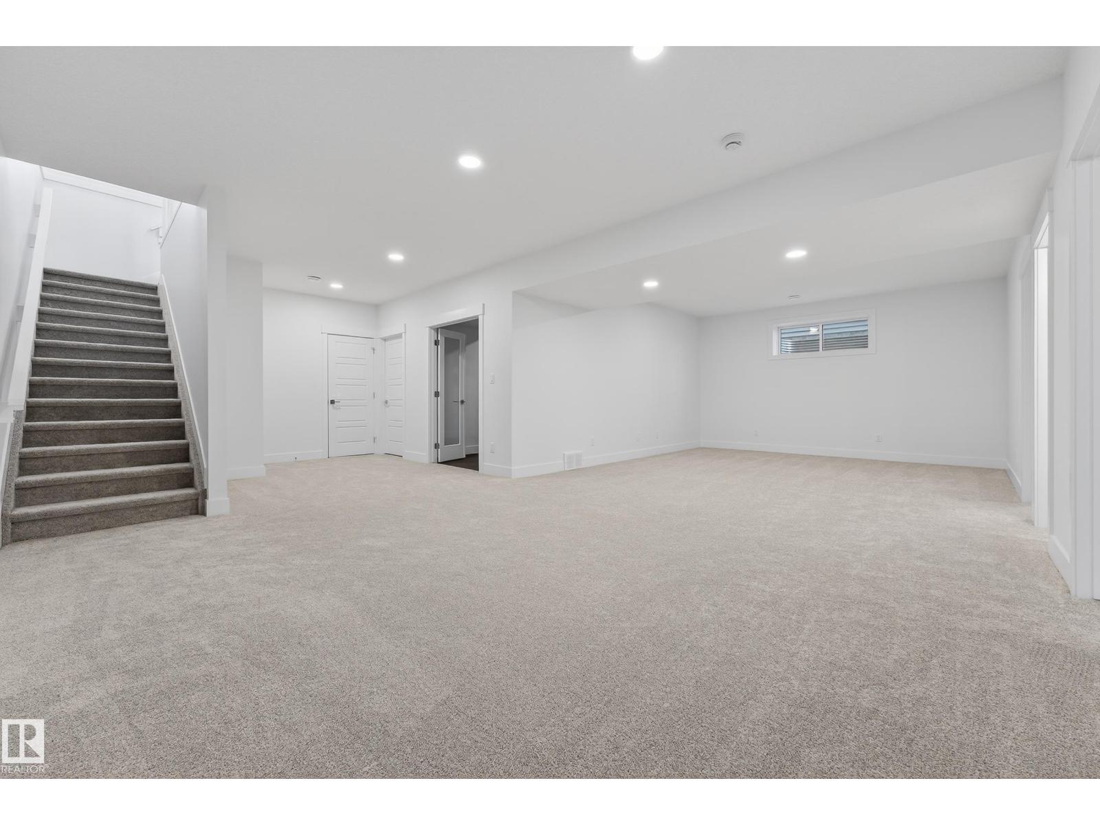 7093 Kiviaq Cr Sw, Edmonton, Alberta  T6W 5N7 - Photo 31 - E4467501