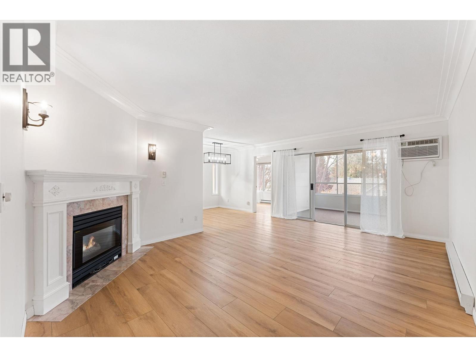 1055 Lawrence Avenue Unit# 210, Kelowna, British Columbia  V1Y 6M3 - Photo 6 - 10369762