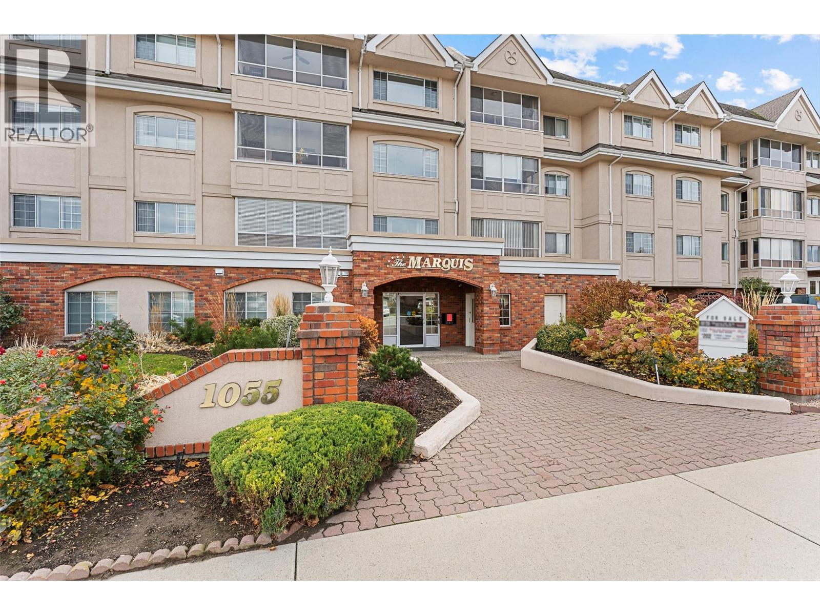 1055 Lawrence Avenue Unit# 210, Kelowna, British Columbia  V1Y 6M3 - Photo 1 - 10369762