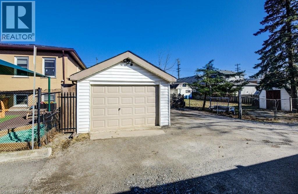 458 Upper Wentworth Street, Hamilton, Ontario  L9A 4T7 - Photo 36 - 40777224