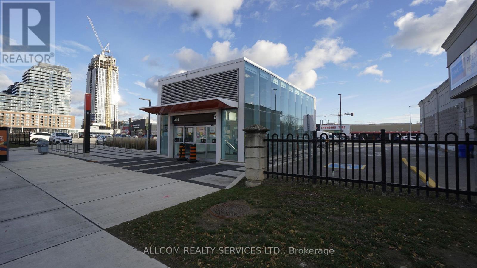 876 Eglinton Avenue E, Toronto, Ontario  M4G 2L1 - Photo 17 - C12612920