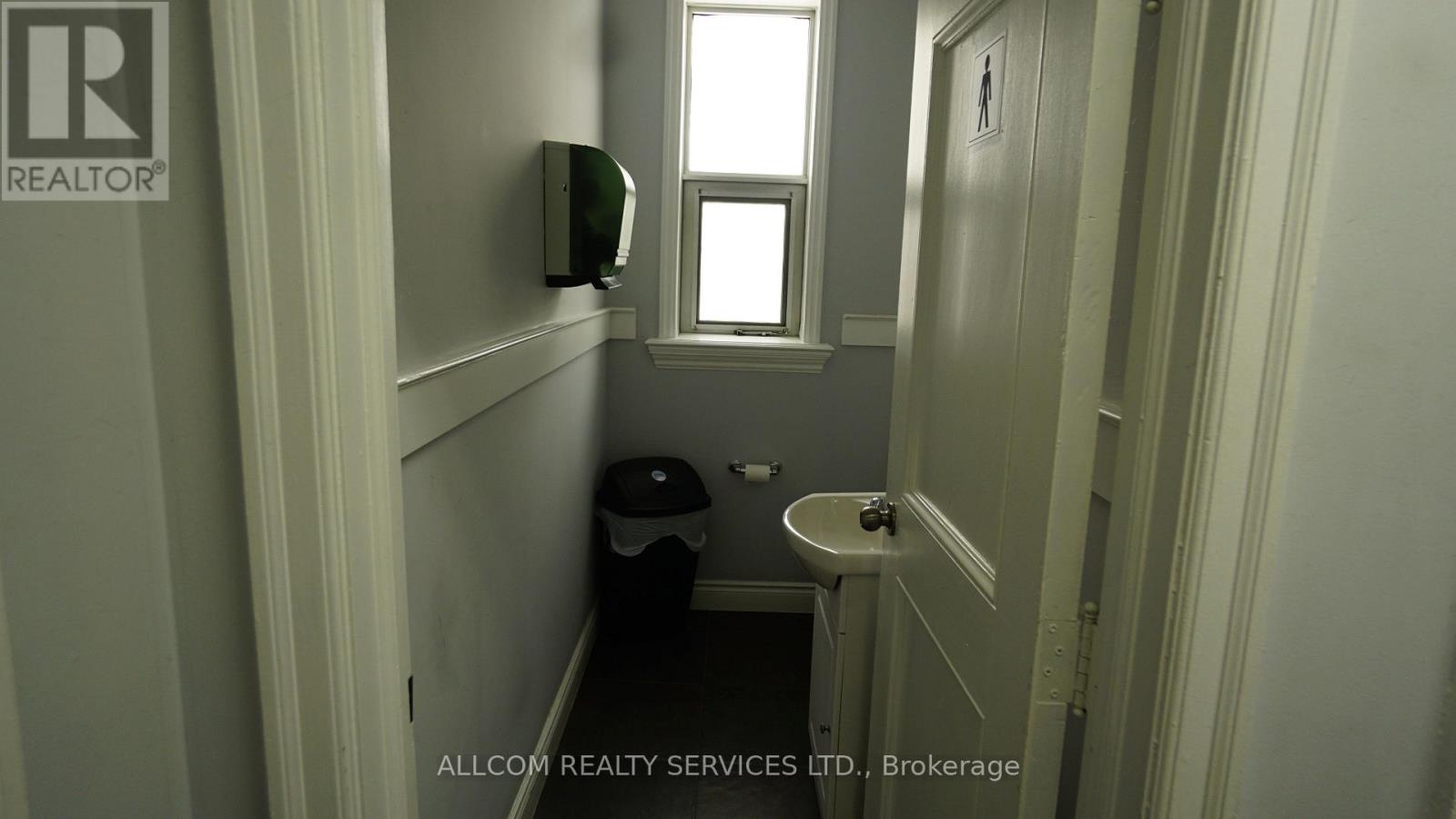 876 Eglinton Avenue E, Toronto, Ontario  M4G 2L1 - Photo 27 - C12612920