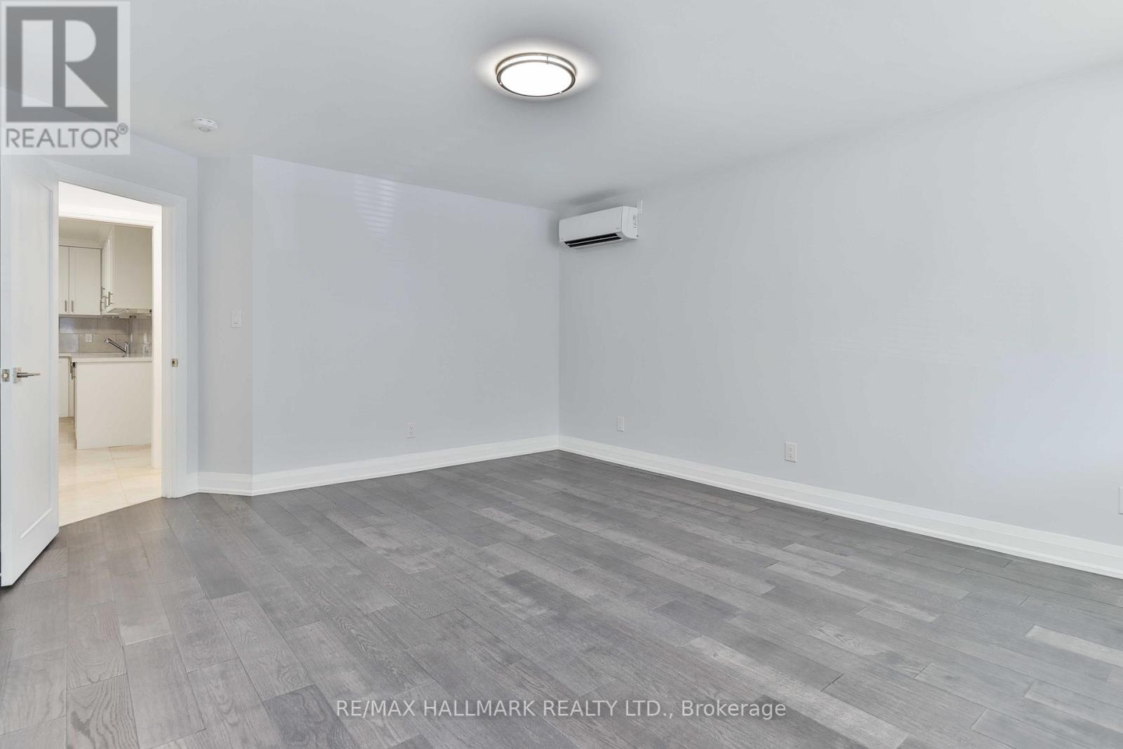 Main - 880 College Street, Toronto, Ontario  M6H 1A3 - Photo 4 - C12612922