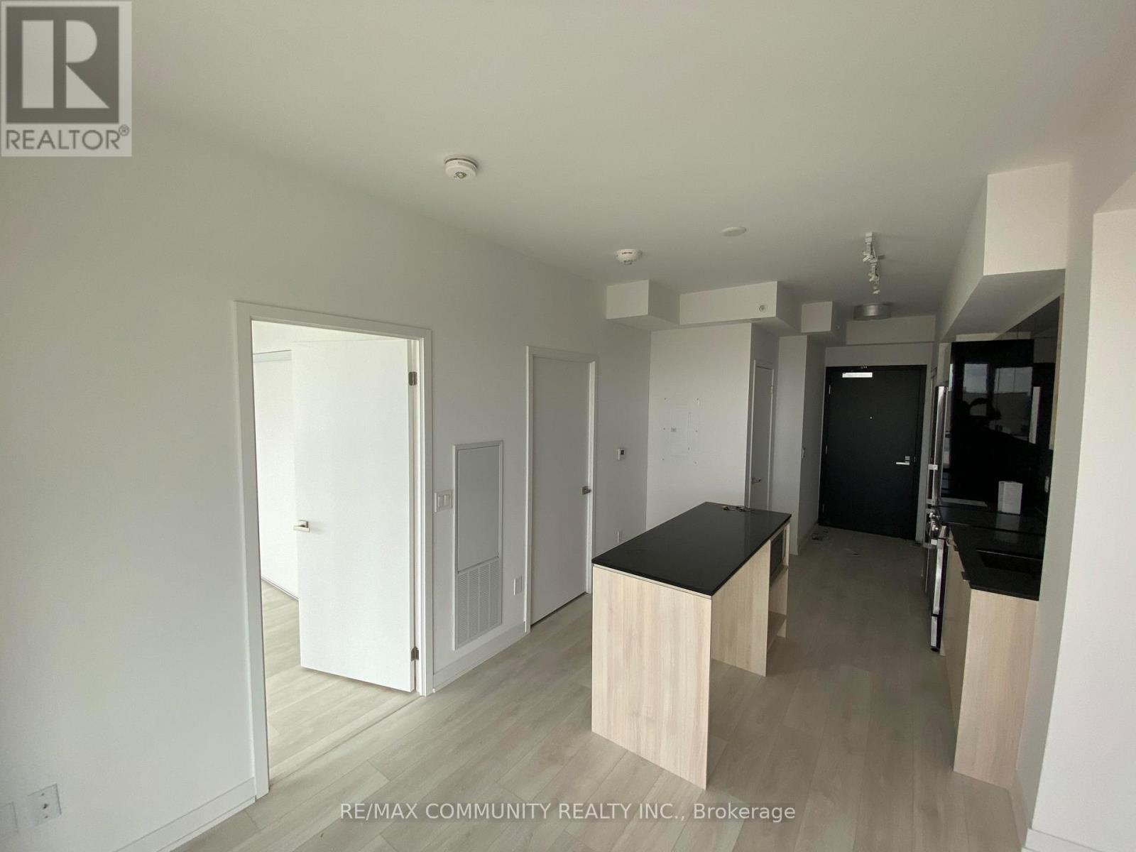 1003 - 31 Tippett Road, Toronto, Ontario  M3H 0C8 - Photo 6 - C12612934