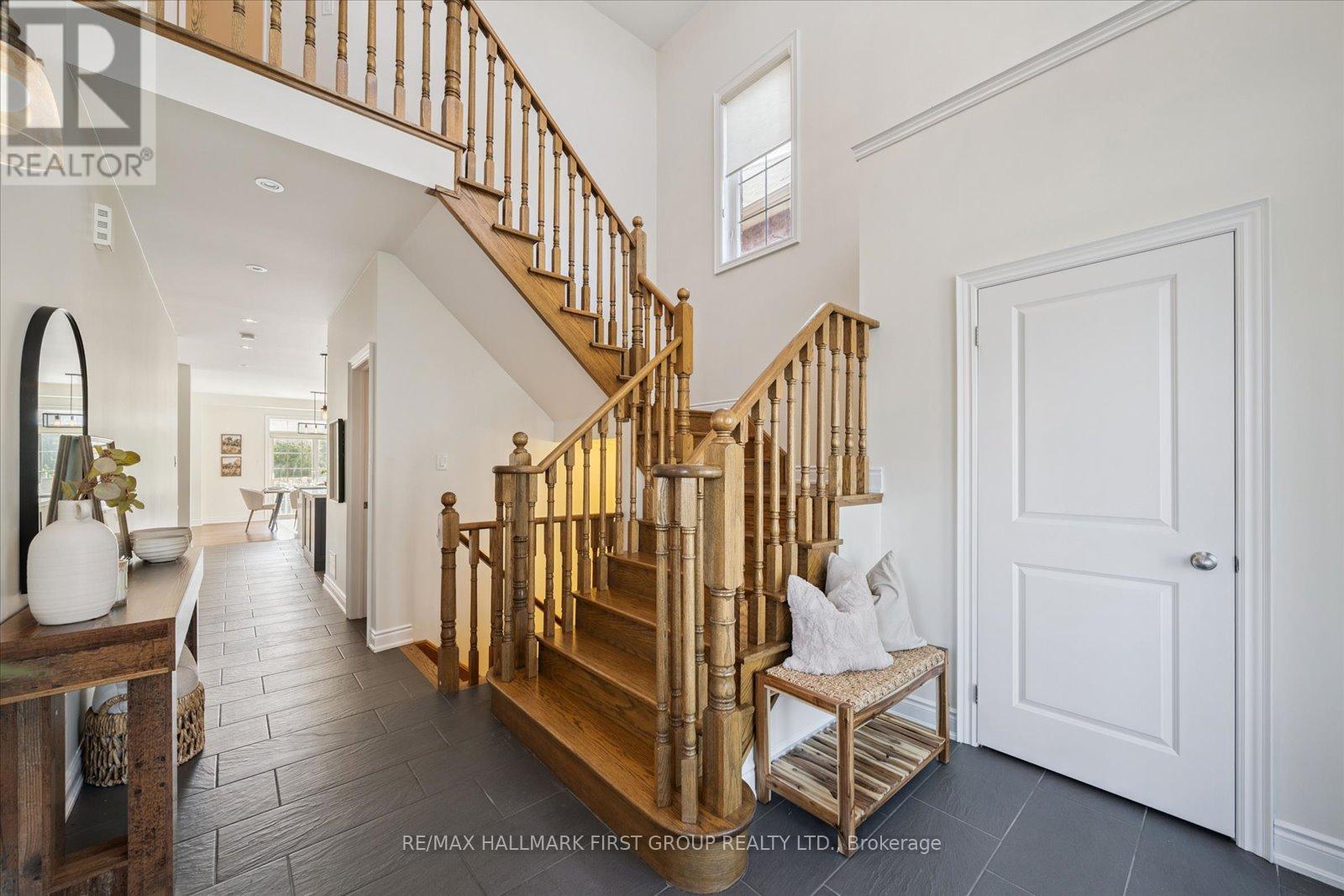 89 Stockell Crescent, Ajax, Ontario  L1T 0M4 - Photo 3 - E12612876