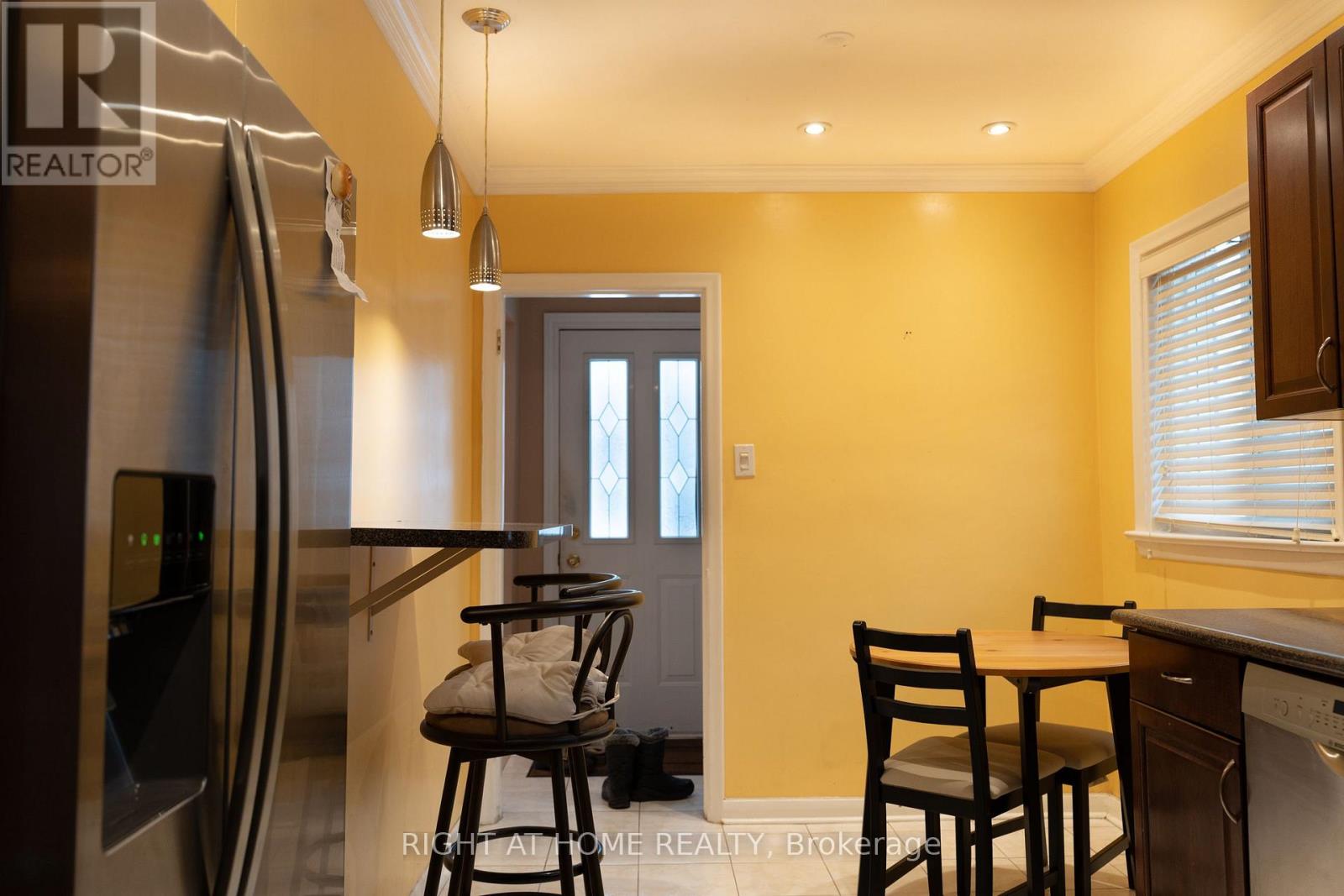 9 Sylla Avenue, Toronto, Ontario  M1R 4W5 - Photo 10 - E12612906